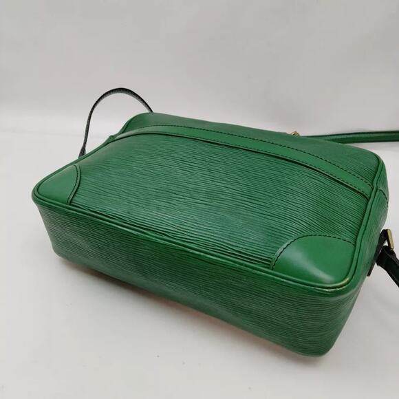Louis Vuitton Trocadero Shoulder Bag Broneo Green Leather Epi MI9002 - Picture 6 of 9